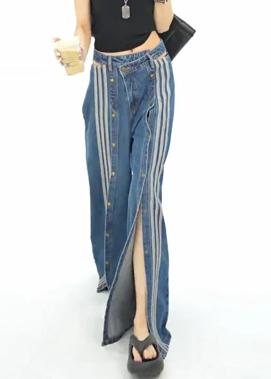 Pantalon large et élégant à jambes ouvertes sur le côté en denim bleu avec poches