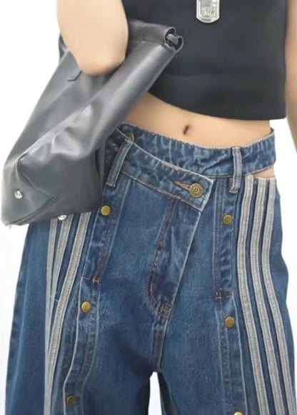 Pantalon large et élégant à jambes ouvertes sur le côté en denim bleu avec poches