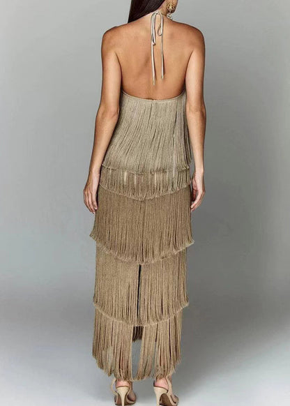 Robe d'été en soie marron élégante dos nu à pompons