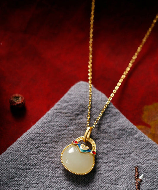 Stilvolle Halskette mit Jade-Anhänger aus vergoldetem Sterlingsilber TS018