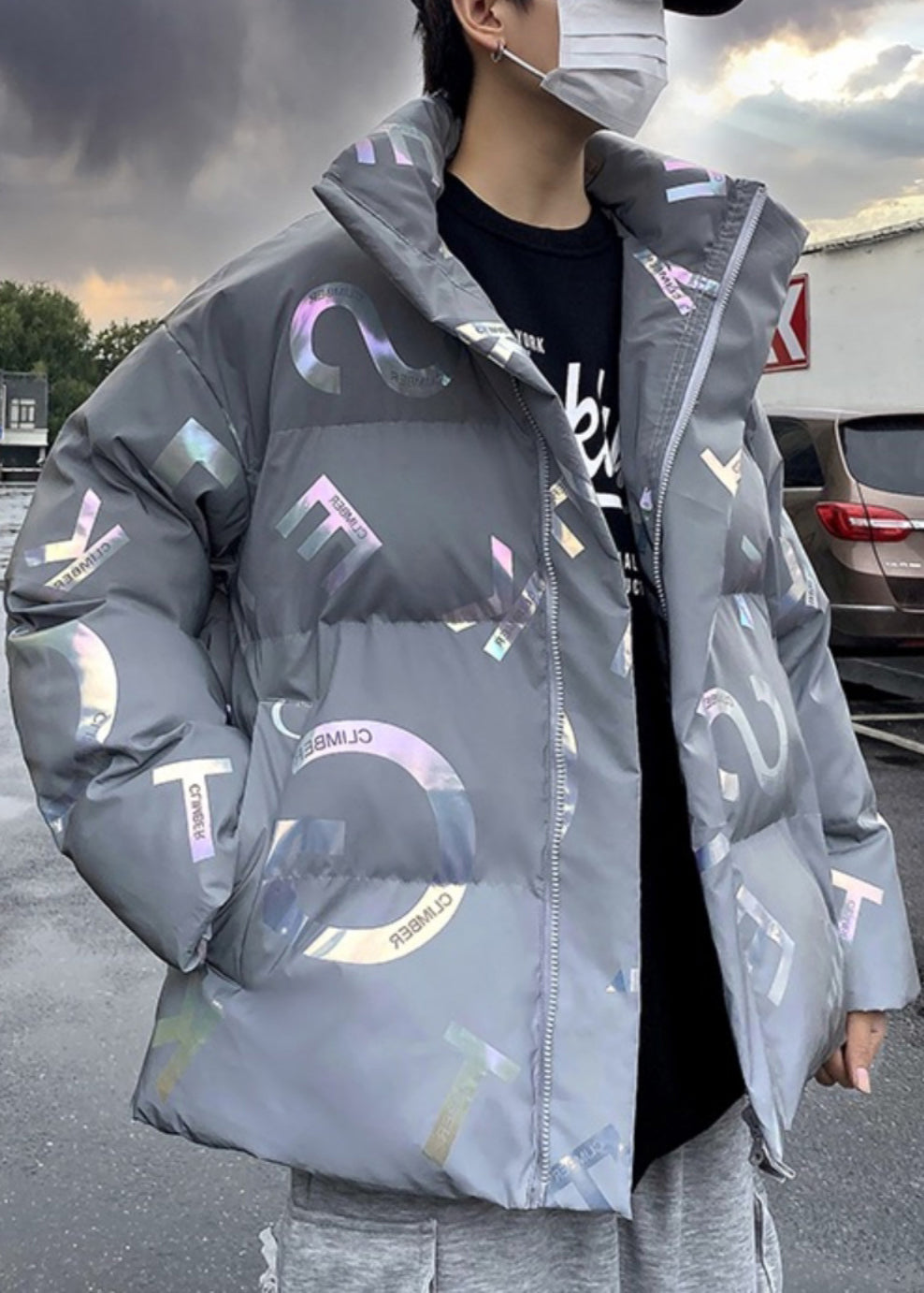 Stilvoller grauer Herrenparka mit Reißverschluss und bedruckten Taschen, Winter RM005