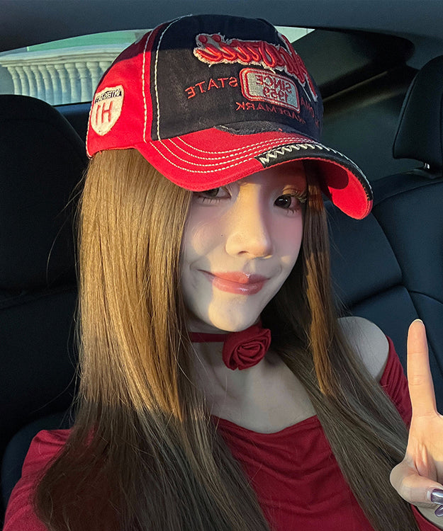 Casquette de baseball brodée en denim rouge élégante