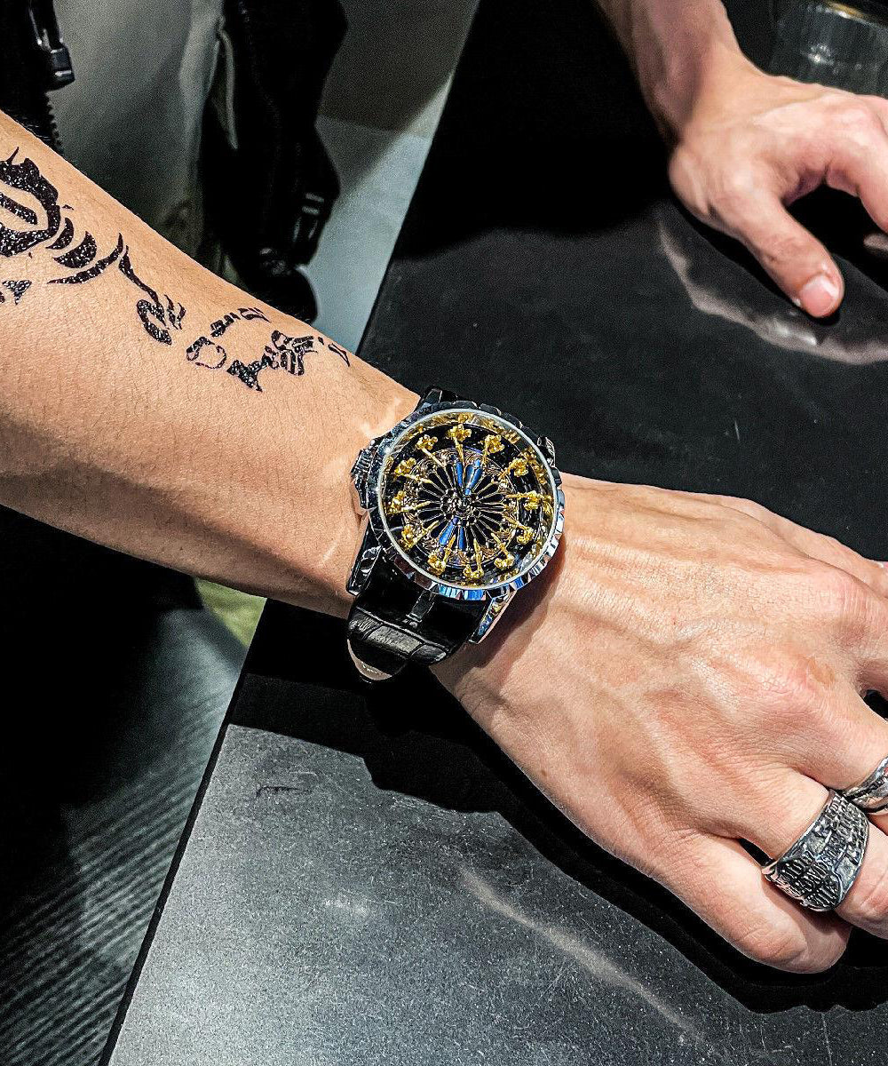 Montres à quartz en acier inoxydable avec mouvement en or unique