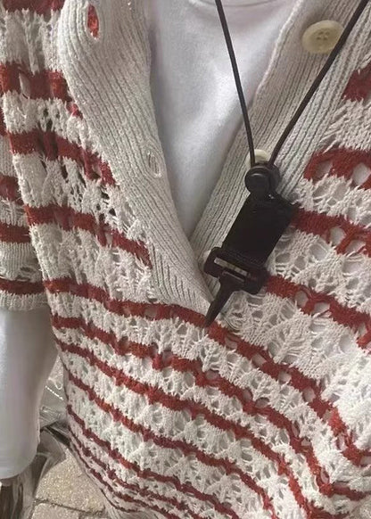 Polos en tricot ajouré à rayures rouges uniques pour l'été QH005