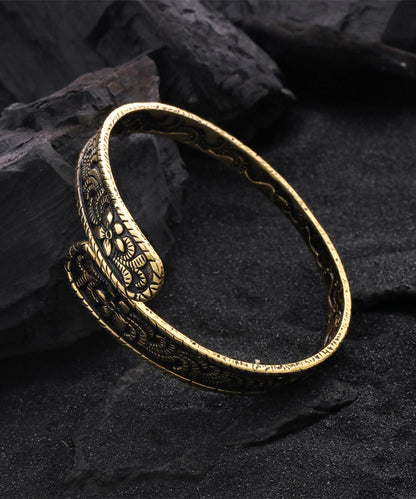 Vintage Old Gold Floral Cuff GH1042