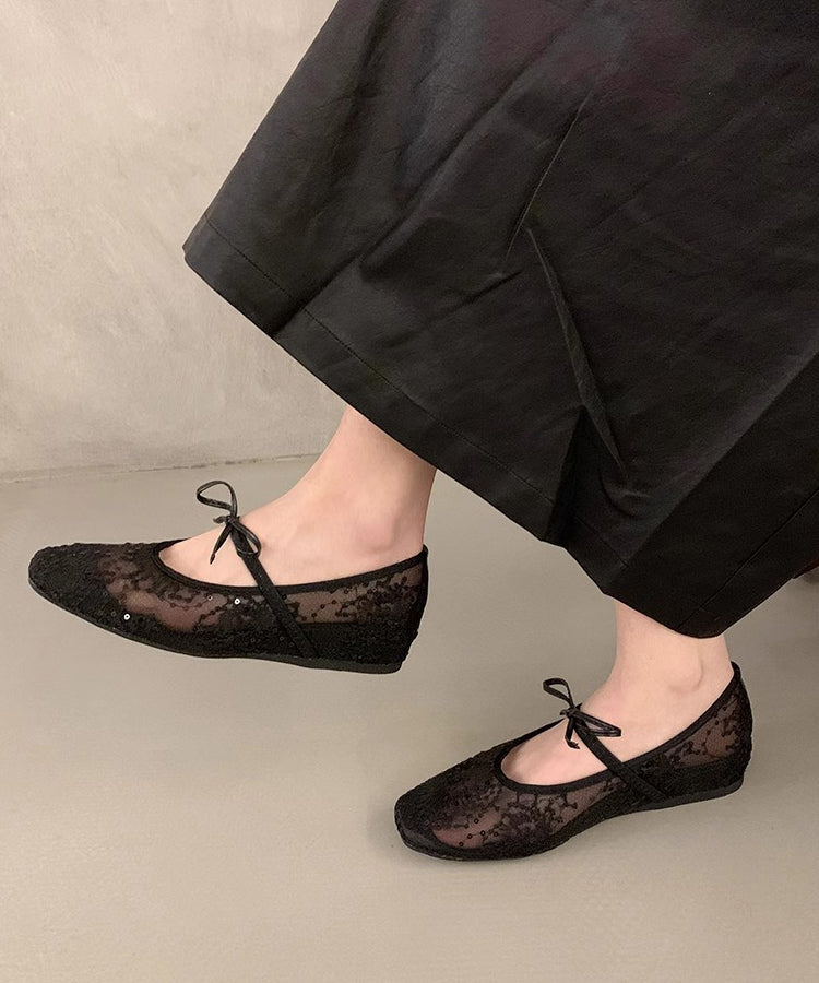 Chaussures plates brodées en maille respirante avec nœud pour femme, beiges