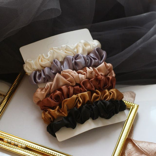 Scrunchies 6: Silky of Set