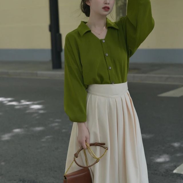 Puff-Sleeve Shirt / Midi A-Line Skirt / Set