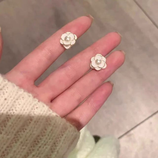 Faux Pearl Flower Earring Alloy