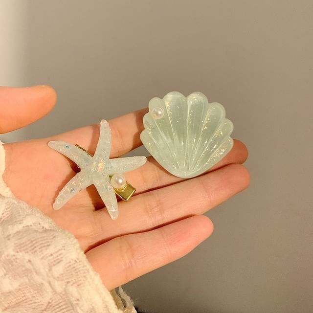 Faux Hair Shell Clip Pearl Starfish / Resin