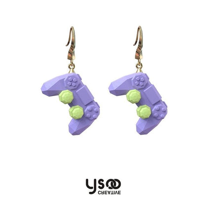 Drop Asymmetrical Cuff Clip-On Gamepad / Ear Earring Lettering