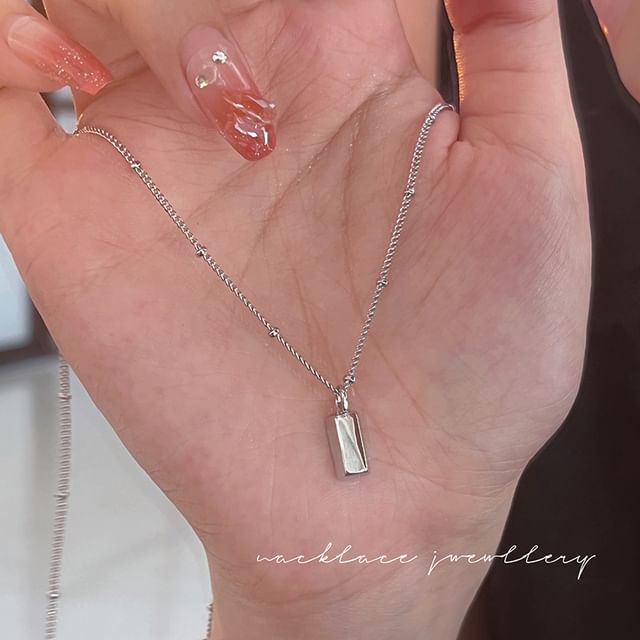 Bar Necklace
