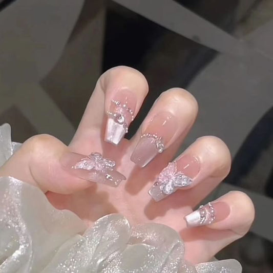 Ongles papillon à presser (différents modèles)