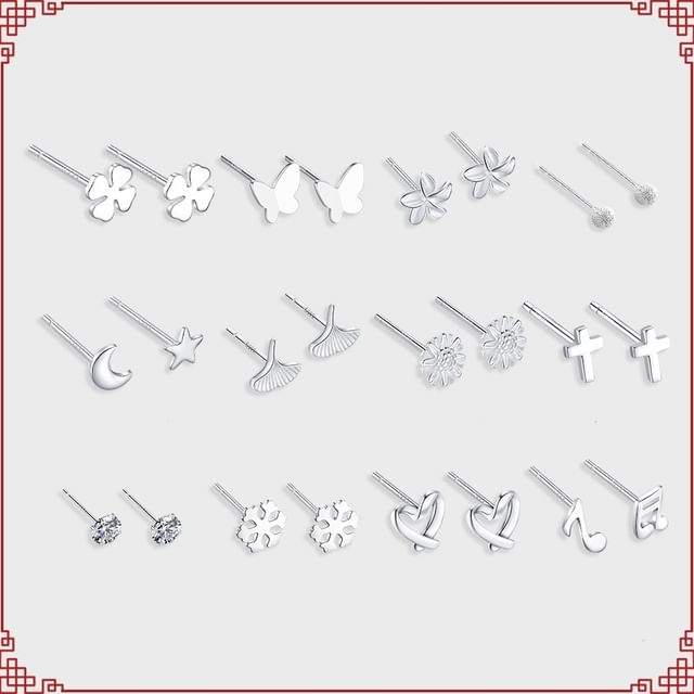 Metallic Ear Stud