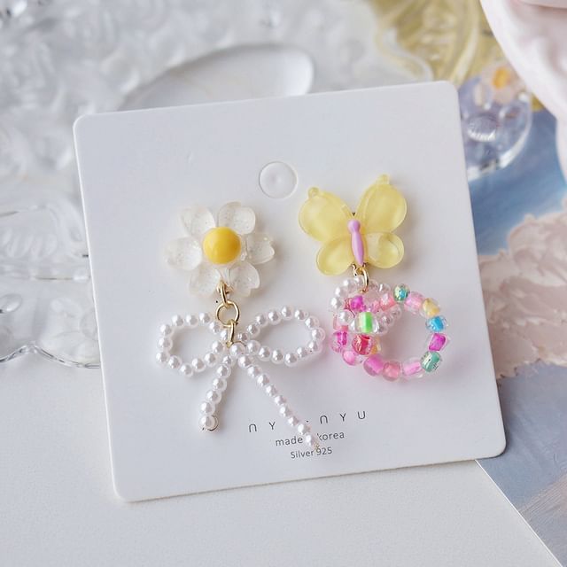 Earring Asymmetrical Flower Drop On / Clip Beaded