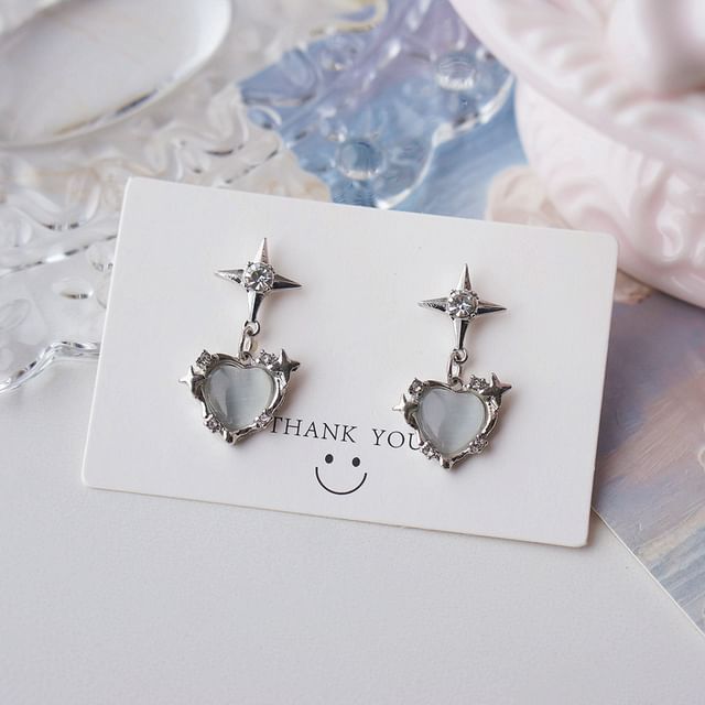 Clip Rhinestone On / Earring Heart Drop