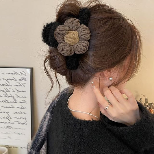 Claw Yarn Hair Chenille Clip Floral