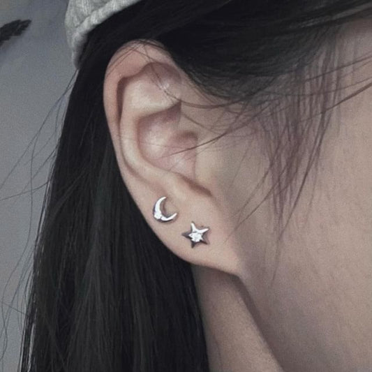 S999 Stud Star Asymmetrical Moon Silver Rhinestone Earring