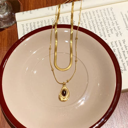 Snakebone Necklace Pendant / Set Stone