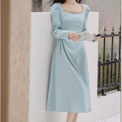 Long Sleeve Round Neck Contrast Trim Ruched Midi A-Line Dress