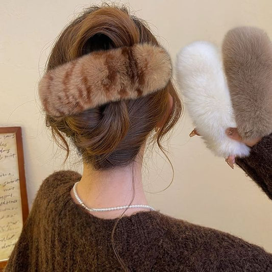 Hair Faux Fur Clip