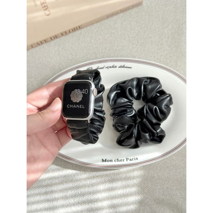 Faux Shirred Apple Band Leather Watch