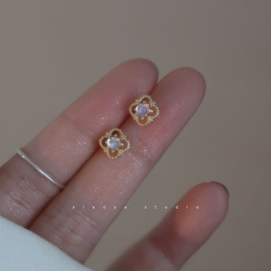 Clover S925 Stud Sterling Earring Silver Rhinestone