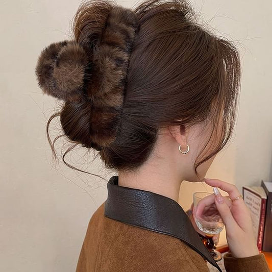 Leopard Claw Patterned Hair Faux Fur