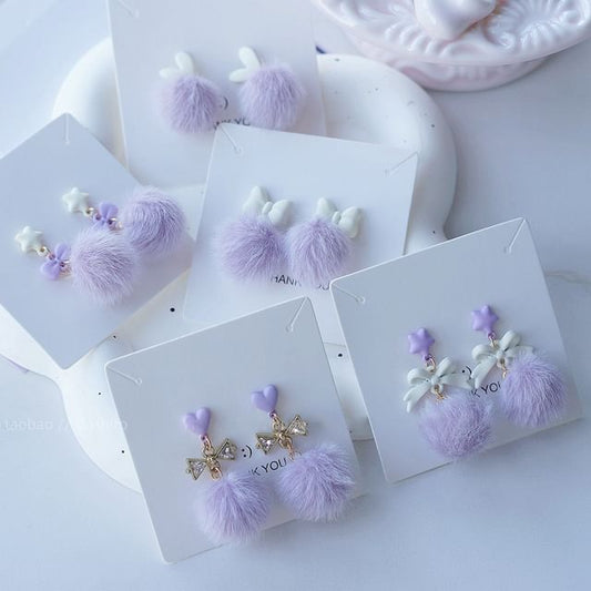 Pom Earring Stud On Clip Drop /