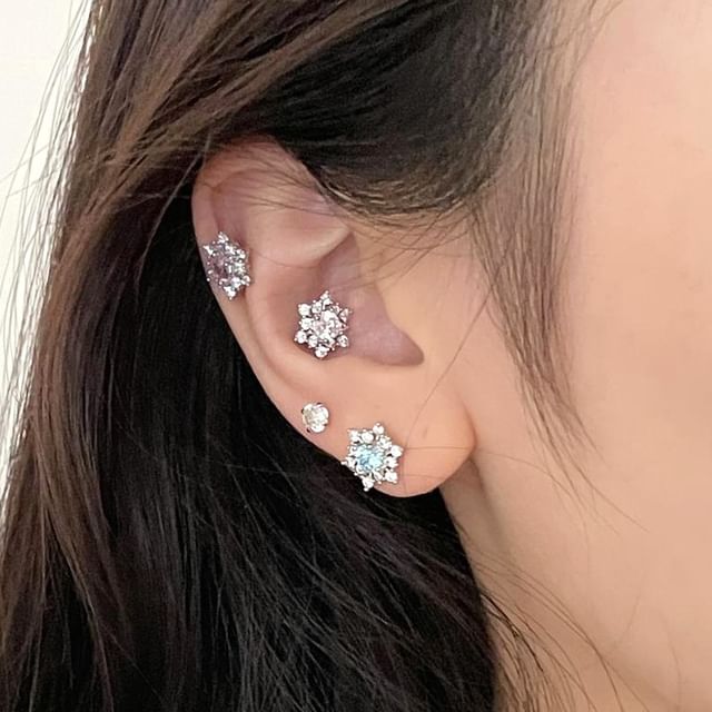 Snowflake Stud Rhinestone Earring