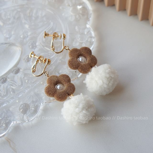 Clip / On Drop Pom Earring Heart