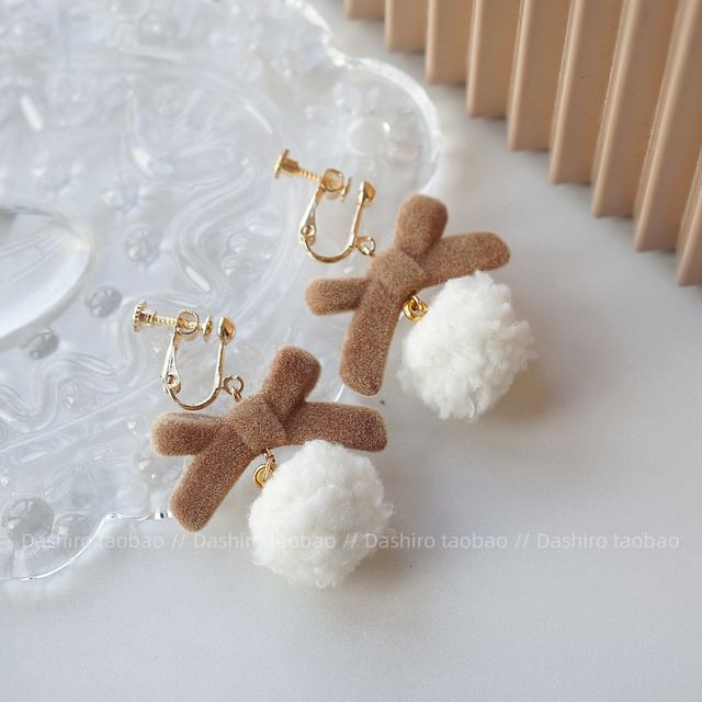 Clip / On Drop Pom Earring Heart