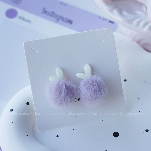 Pom Earring Stud On Clip Drop /