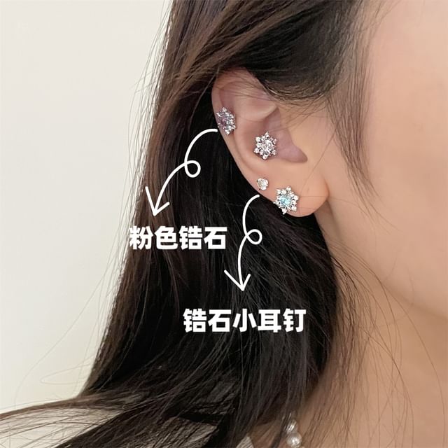 Snowflake Stud Rhinestone Earring