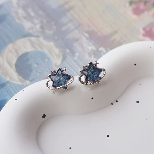 On Clip Star Earring / Stud