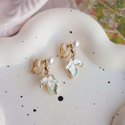 Drop Flower Rhinestone Pearl Faux Earring Clip-On /