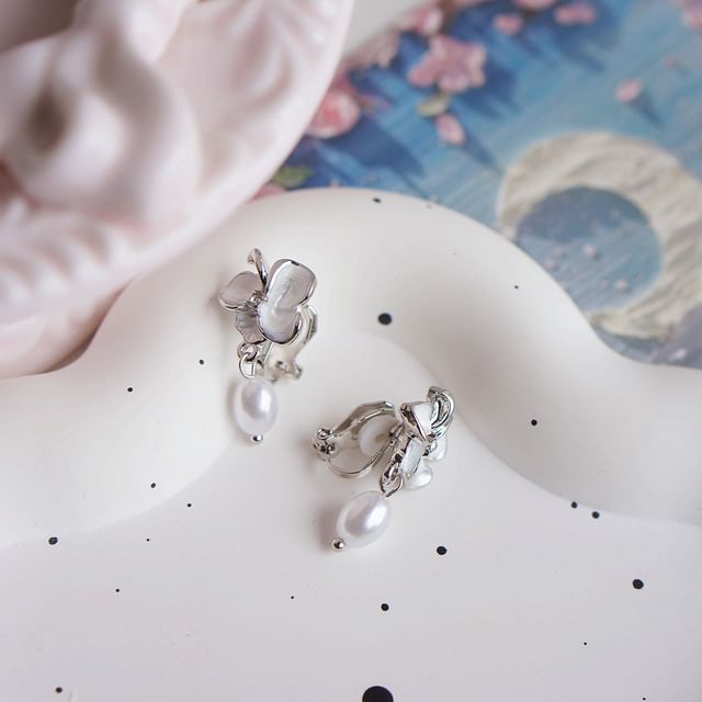 / Earring Pearl Butterfly Clip-On Faux Drop