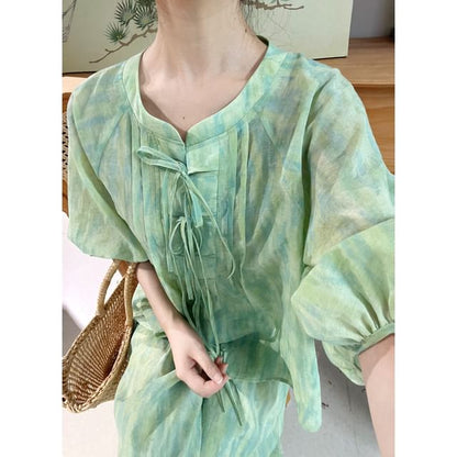 3/4 Sleeve Notch Neck Gradient Tie Front Blouse / High Waist Maxi A-Line Skirt / Set