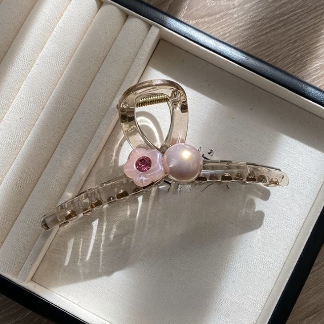 Claw Pearl Faux Acrylic Flower Hair