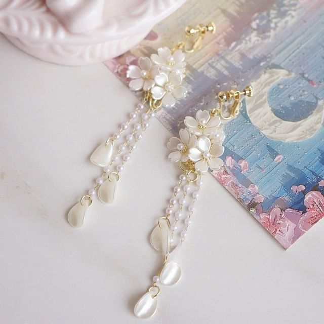Sterling Earring / Pearl Faux Flower Drop Silver Clip-On 925