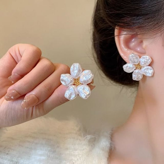Alloy Earring Statement Pearl Faux Floral