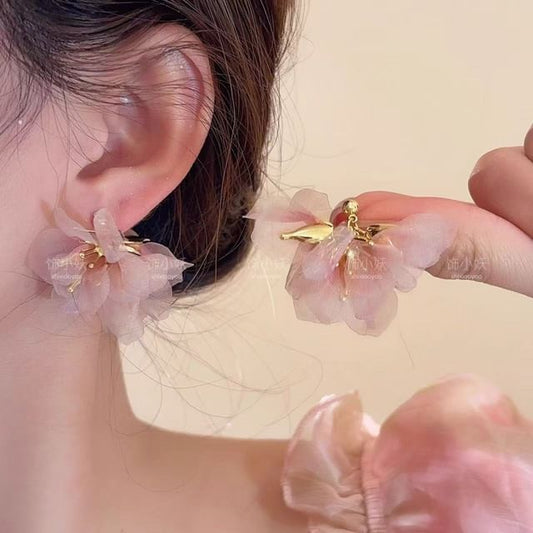 Alloy Drop Petal Organza Earring