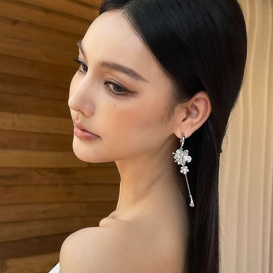 Alloy Floral Asymmetrical Earring Dangle