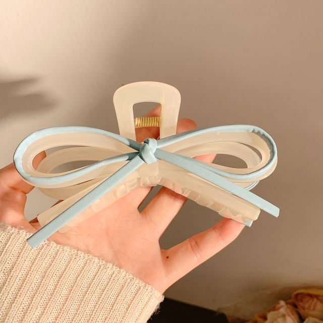 Hair Bow Claw Faux Leather