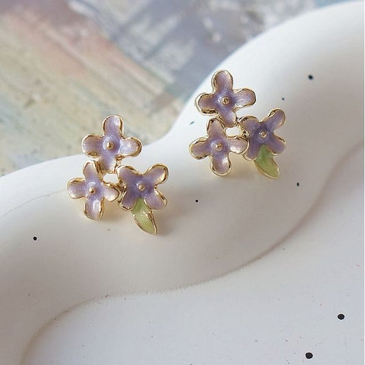 Clip Floral / On Stud Earring
