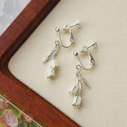 Earring Dangle Tulip / On Clip