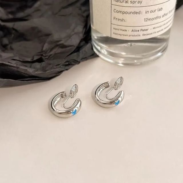 / Earring Clip-On Hoop Butterfly