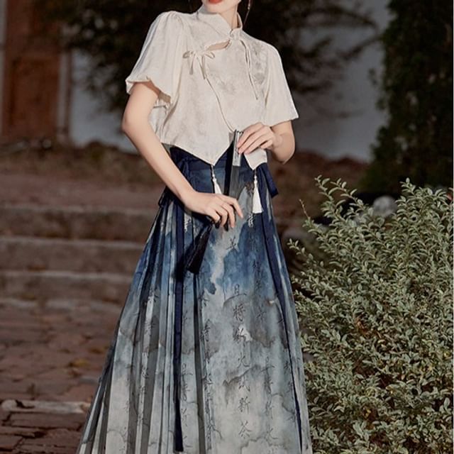 Short-Sleeve Floral Tassel Hem Front-Slit Cropped Blouse / High Rise Chinese Character Print Tie Dye Maxi Ma Mian Skirt / Set