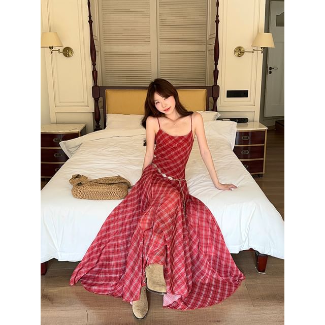Spaghetti Strap Scoop Neck Plaid Maxi Sundress / Belt / Set