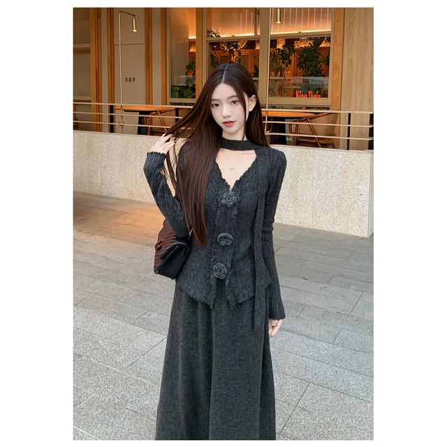 Set: Long Sleeve V-Neck Plain Floral Detail Knit Top + High Waist Maxi A-Line Skirt
